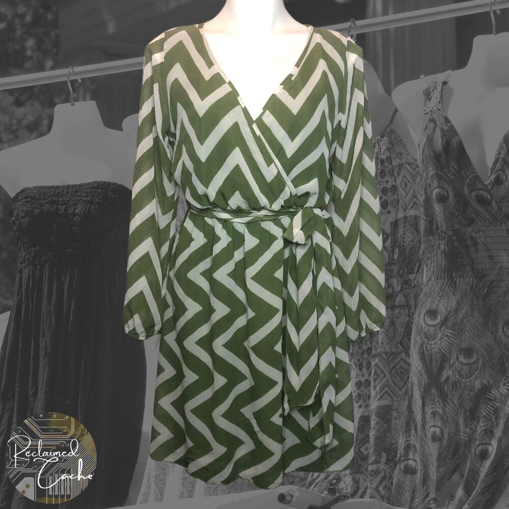 Espresso Green and Cream Chevron Faux Wrap Dress - Size Medium
